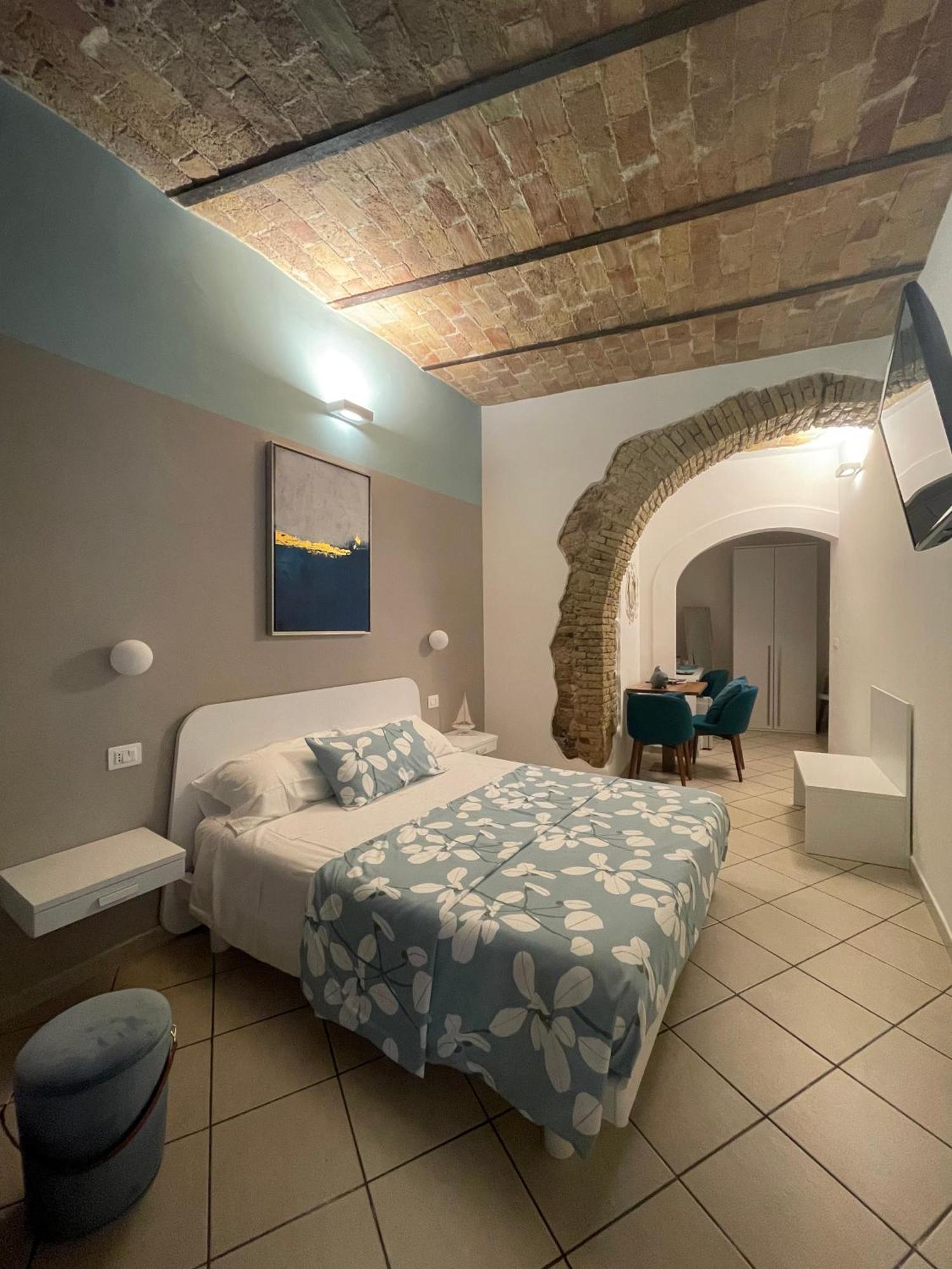 Barbarossa Sea Room Termoli Extérieur photo